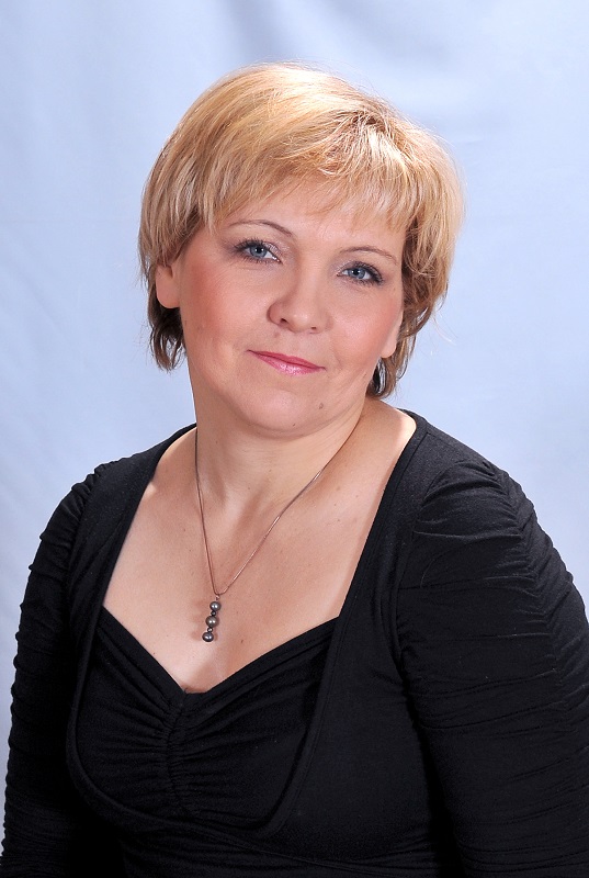Тихонова Елена Анатольевна.